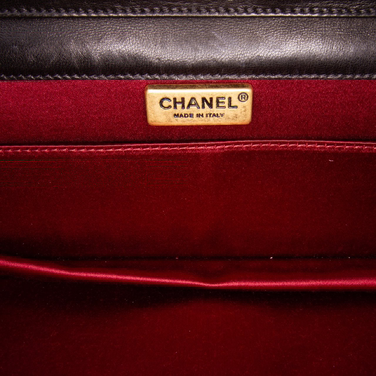 Chanel Paris Byzance Lambskin Jeweled Evening Clutch with Chain Zwart