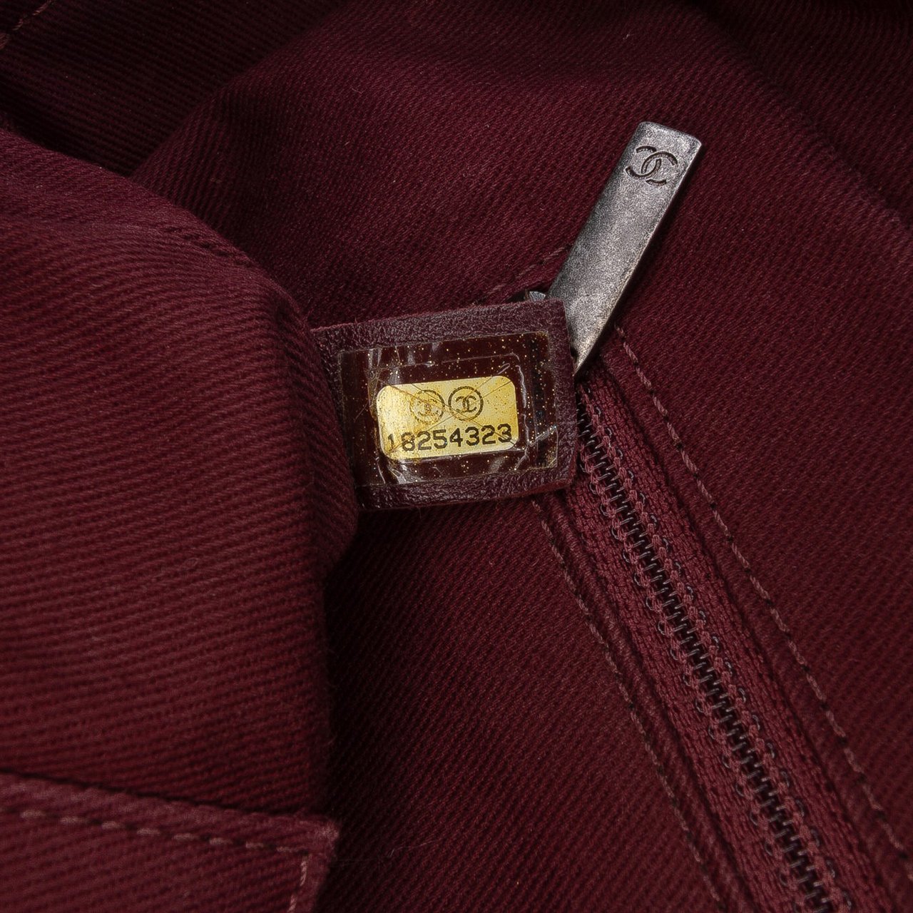 Chanel Jumbo Quilted Aged Calfskin New Portobello Flap Rood