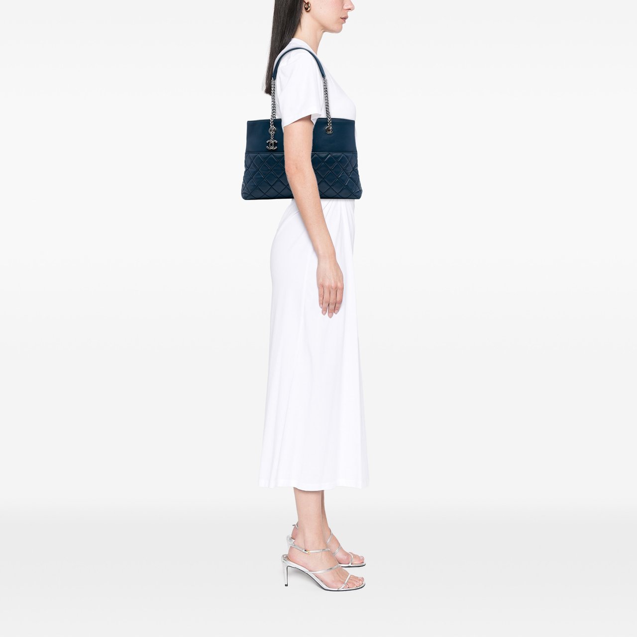 Chanel CC Quilted Lambskin Urban Delight Tote Blauw