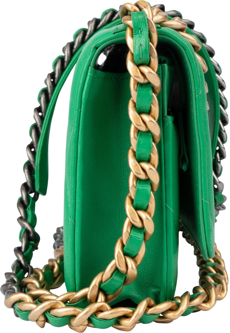 Chanel Chanel 19 Quilted Lambskin Wallet On Chain Crossbody Bag Groen