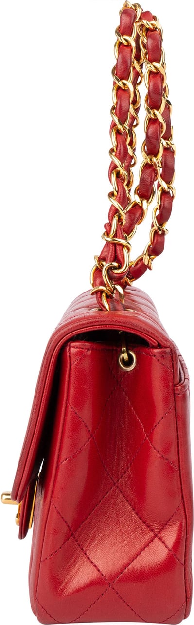 Chanel Chanel Quilted Lambskin 24K Gold Single Flap Shoulder Bag Rood