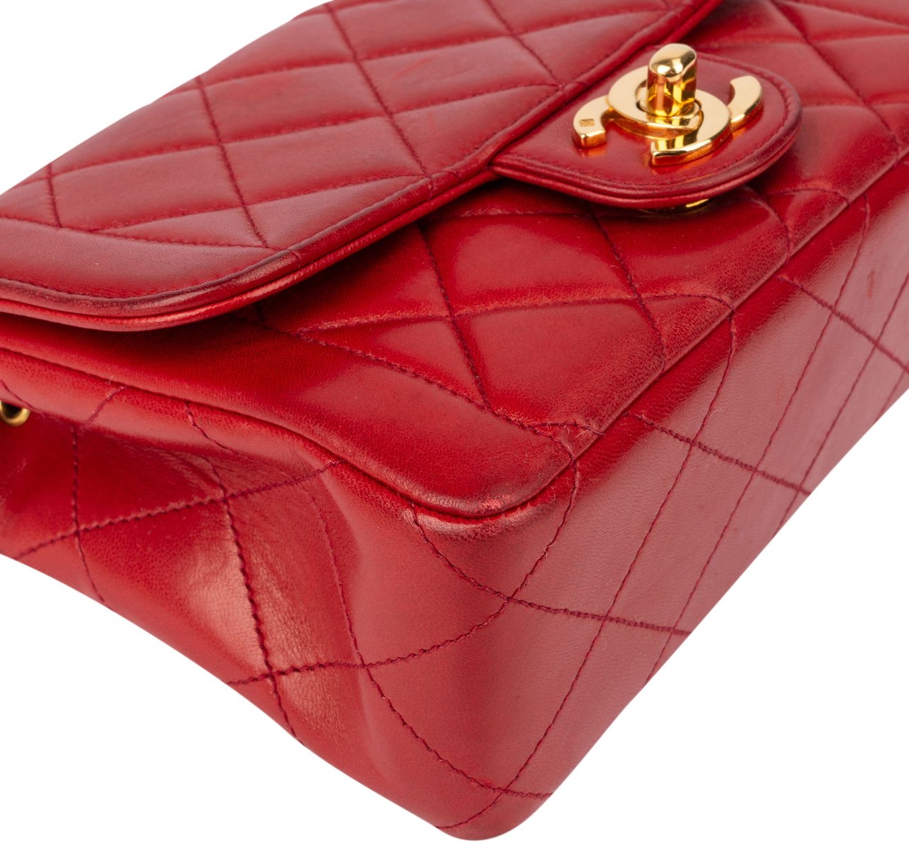 Chanel Chanel Quilted Lambskin 24K Gold Single Flap Shoulder Bag Rood