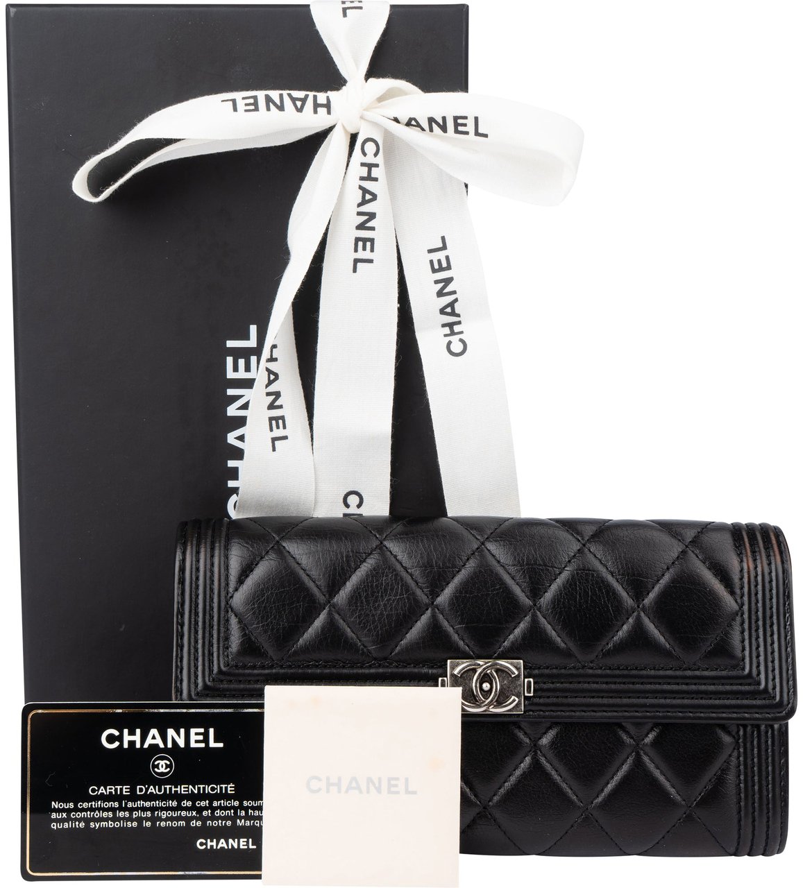 Chanel Chanel Quilted Lambskin Boy CC Wallet Divers