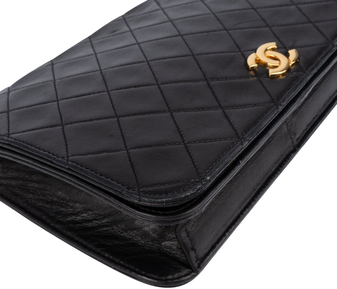 Chanel Chanel Quilted Lambskin Single Flap Shoulder Bag Zwart