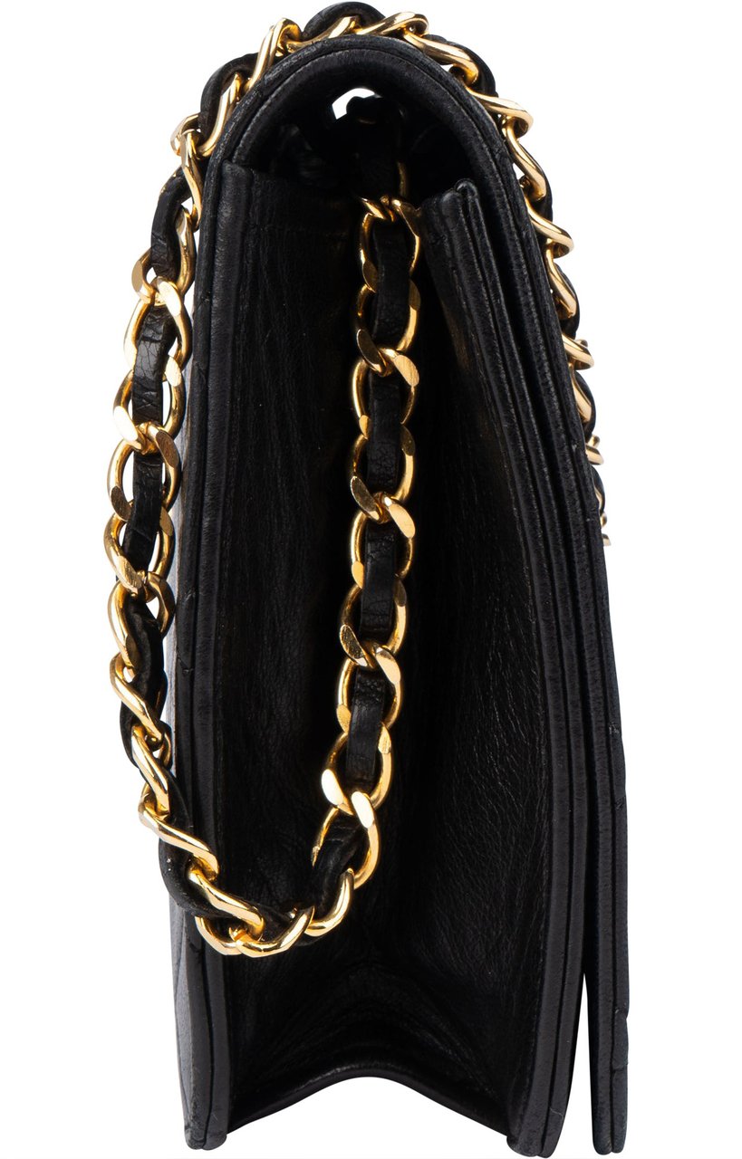 Chanel Chanel Quilted Lambskin Single Flap Shoulder Bag Zwart