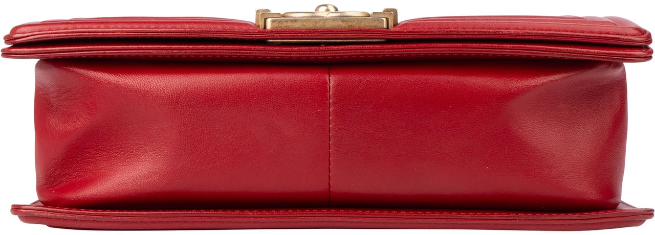 Chanel Chanel Quilted Lambskin Boy Single Flap Crossbody Bag Rood