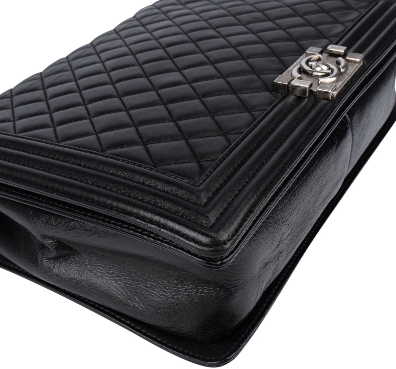 Chanel Chanel Quilted Lambskin Boy Single Flap Crossbody Bag Zwart