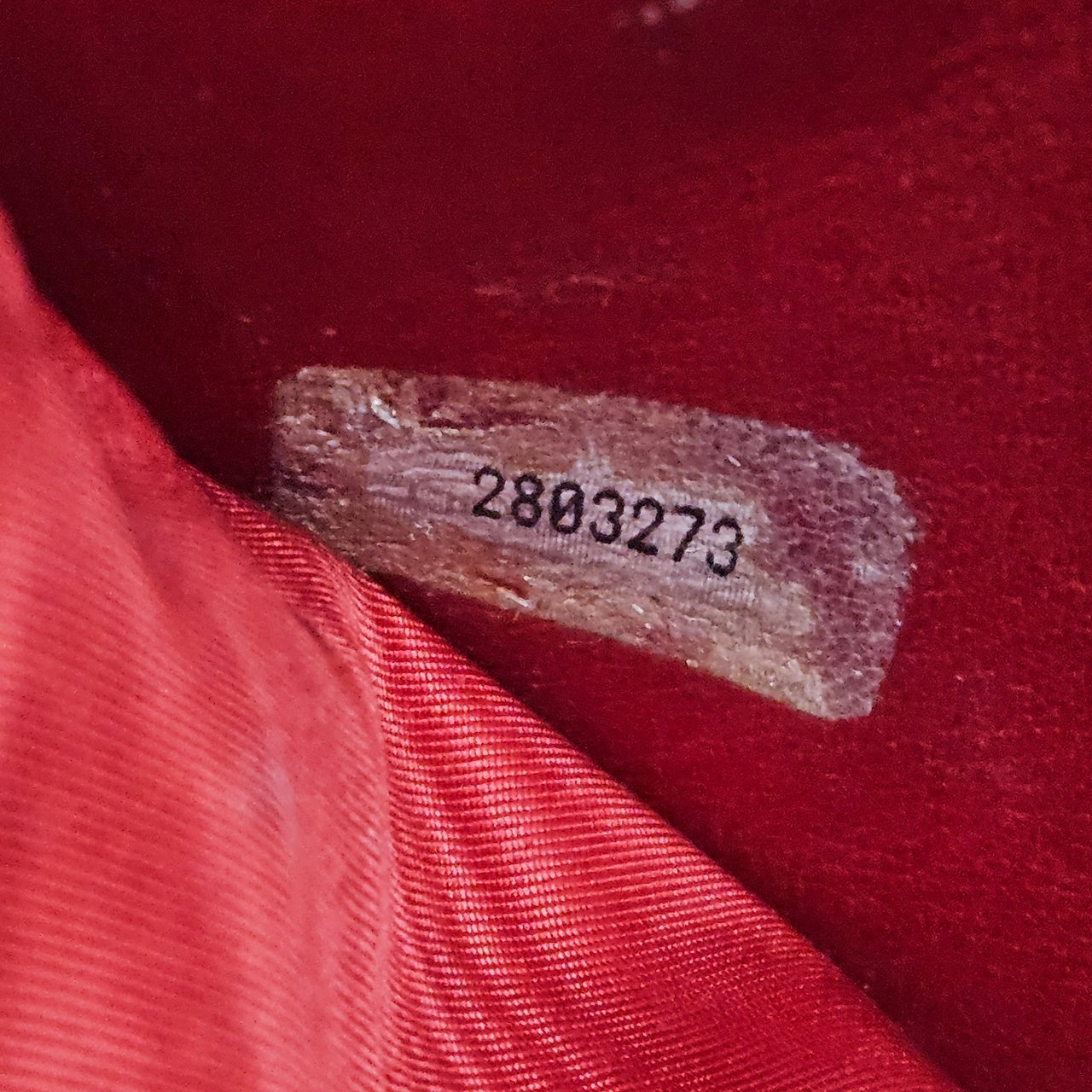 Chanel Chanel Caviar Leather CC Clip Wallet Rood