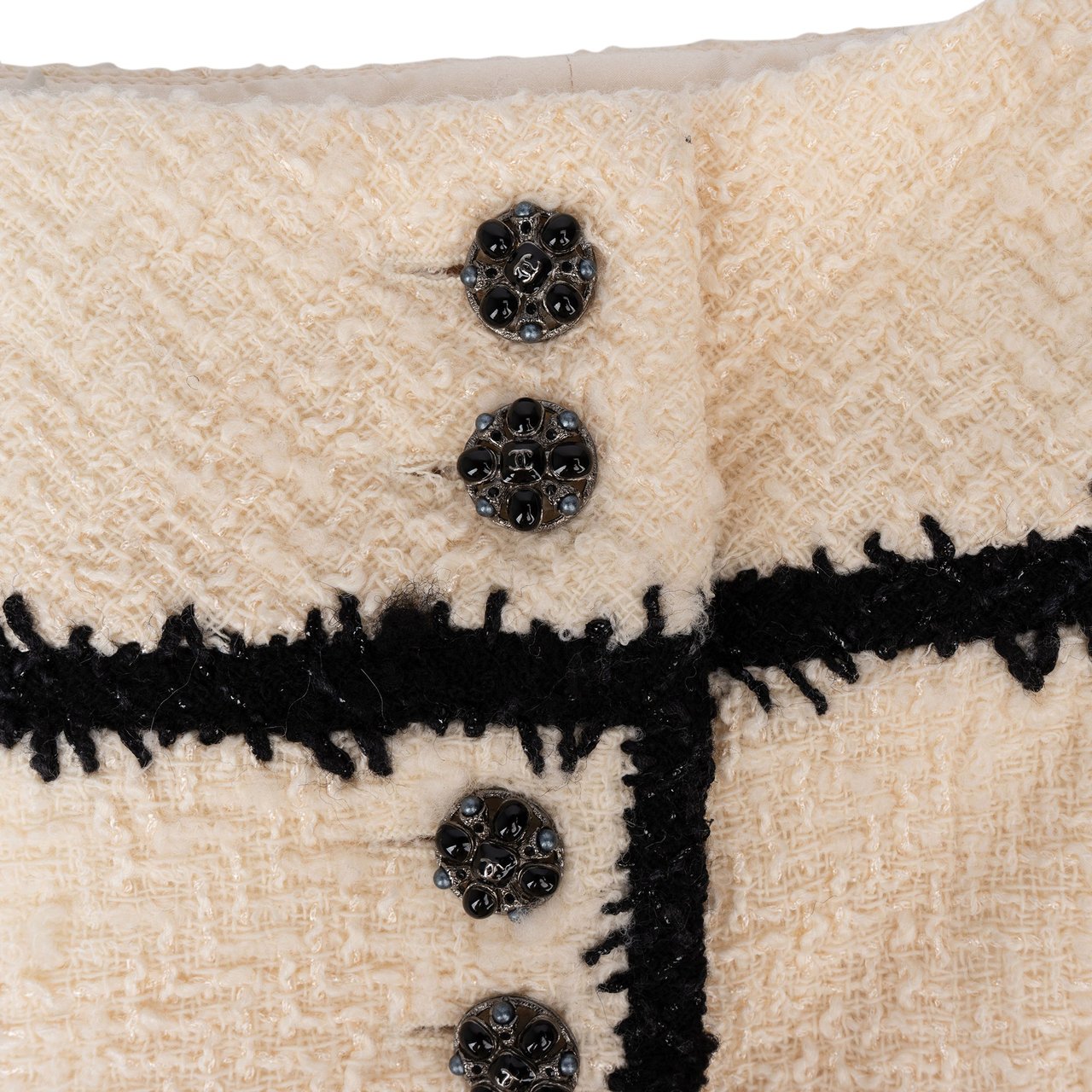 Chanel Chanel Wool Tweed Skirt (DE36 / FR38) Beige