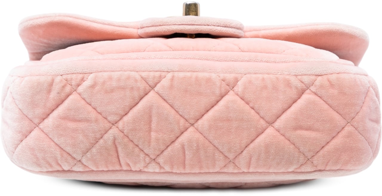 Chanel Mini Quilted Velvet Double Frame Flap Roze