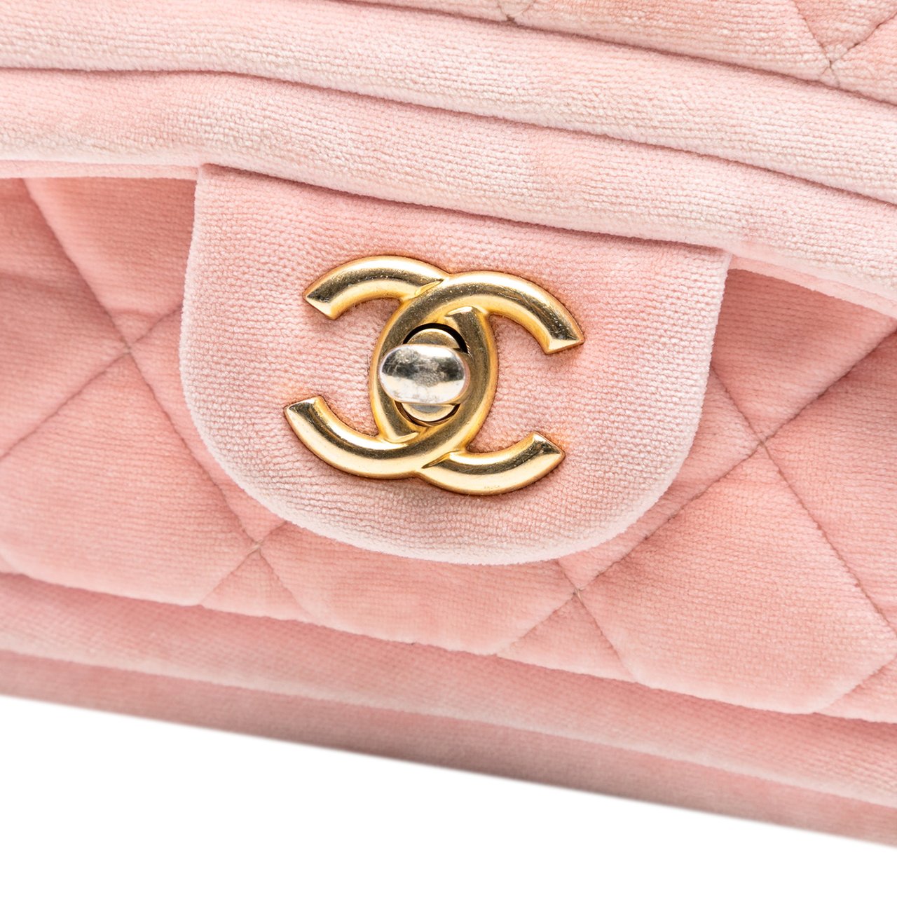 Chanel Mini Quilted Velvet Double Frame Flap Roze