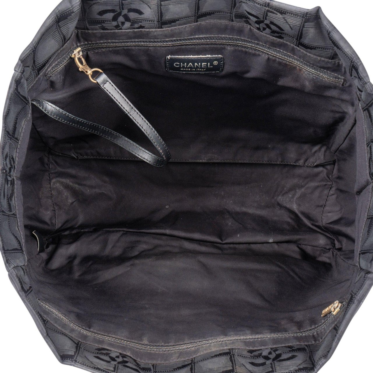 Chanel Chanel Travel Line Monogram Handbag Zwart