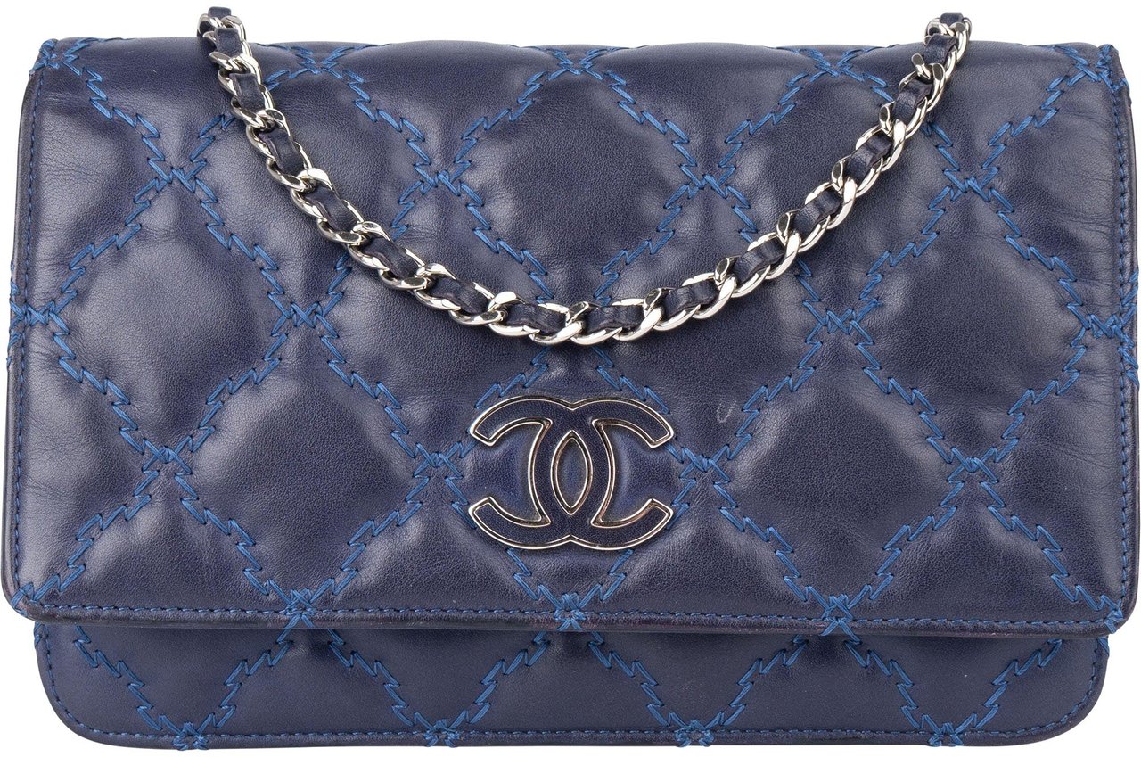 Chanel Chanel Bleu Quilted Stitch Lambskin Wallet On Chain Crossbody Bag Blauw