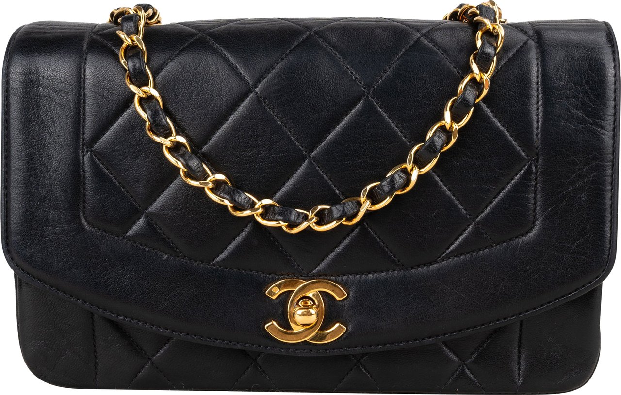 Chanel Chanel Quilted Lambskin 24K Gold Diana Small Single Flap Crossbody Bag Zwart