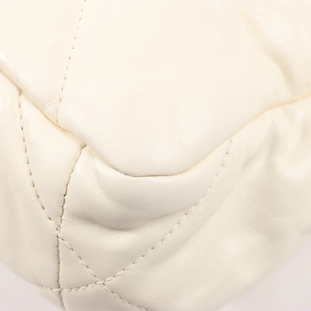 Chanel Chanel Chanel 19 Leather Quilted Chain 2Way Handbag in Ecru Beige