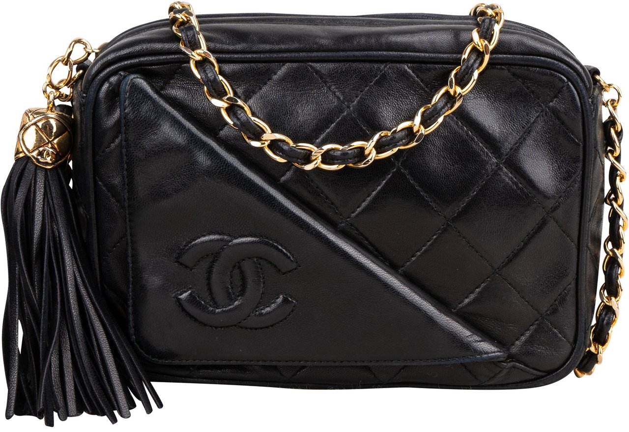 Chanel Chanel Quilted Lambskin CC Camera Crossbody Bag Zwart