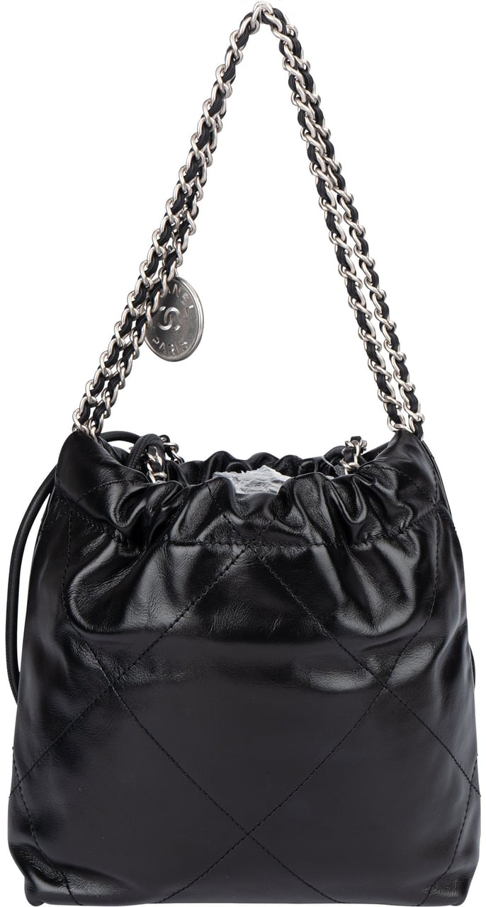 Chanel Chanel Noir Quilted Calfskin Small 22 Shoulder Bag Zwart