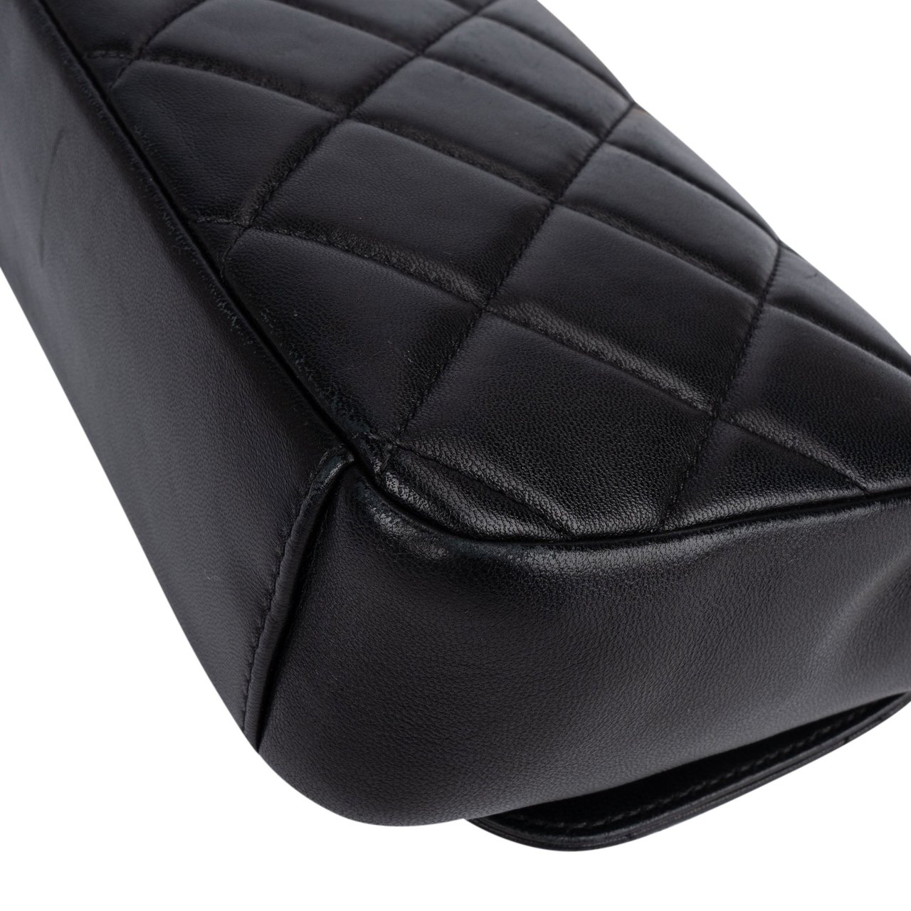 Chanel Chanel Quilted Lambskin Mini Coin Single Flap Crossbody Bag Zwart