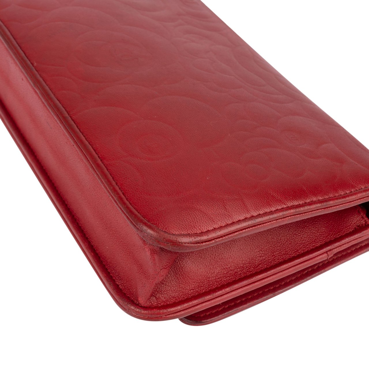 Chanel Chanel Camellia Embossed Leather Wallet on Chain Crossbody Bag Rood