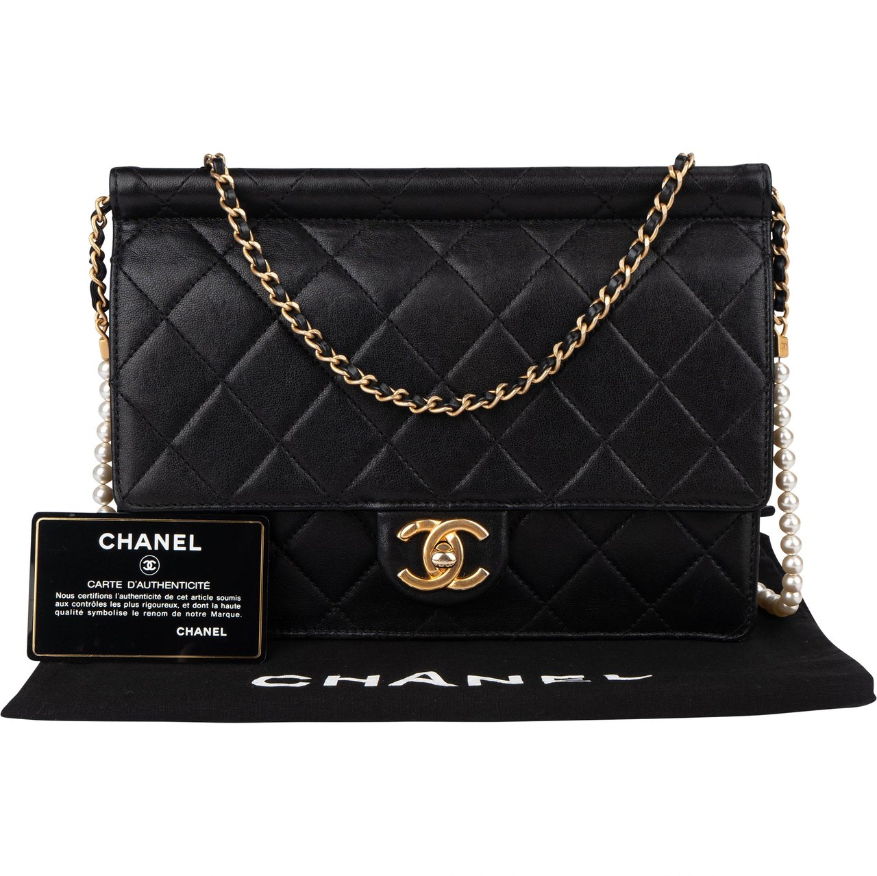 Chanel Chanel Quilted Lambskin Pearl Strap Single Flap Crossbody Bag Zwart