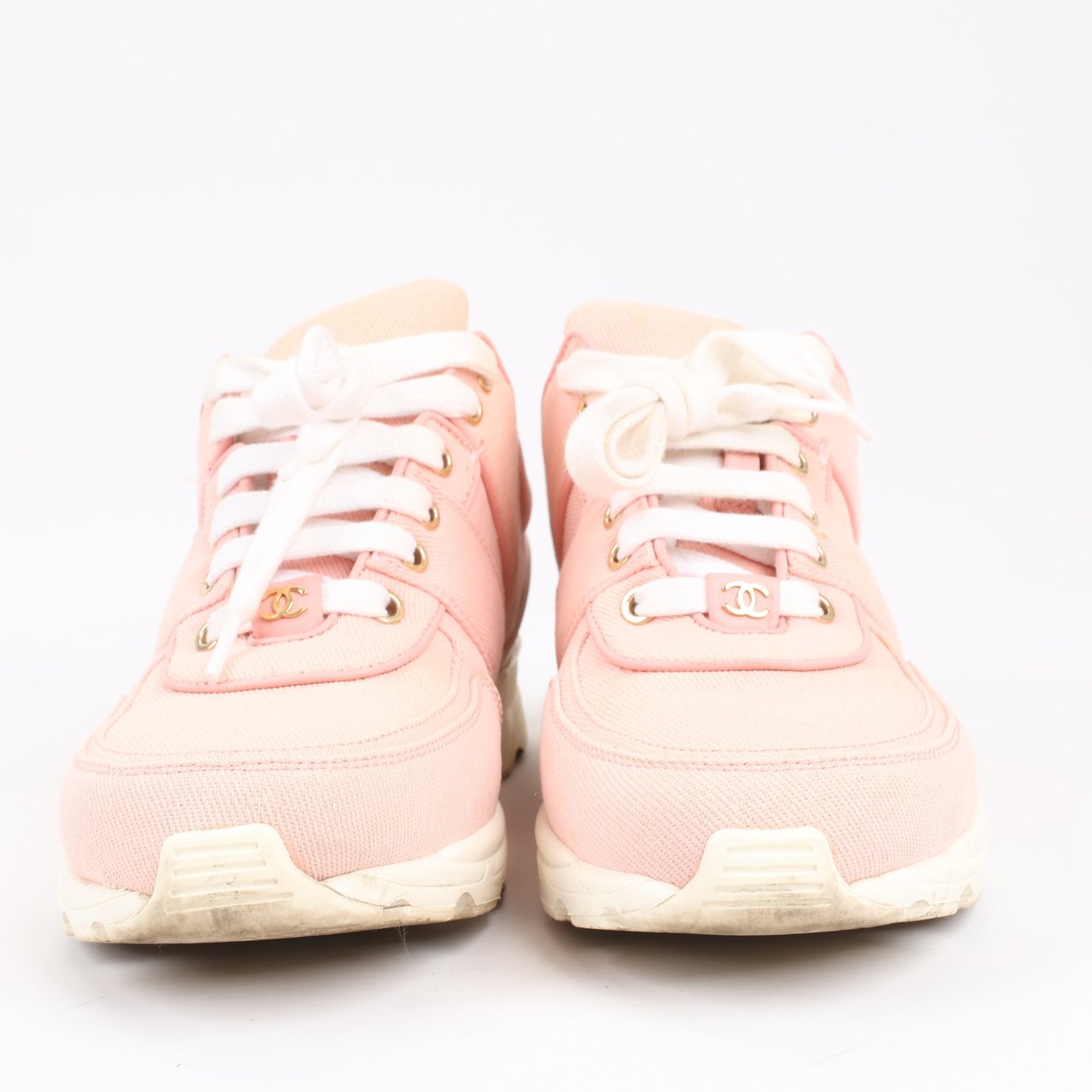 Chanel CHANEL Pink Canvas And White Leather CC Lace Up Sneakers, Size 38.5 EU Roze