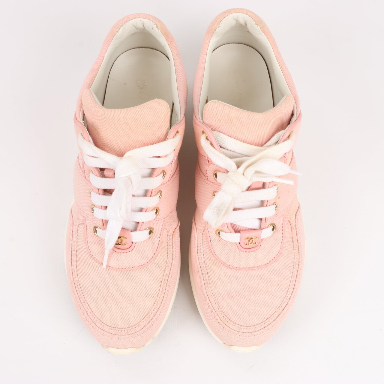 Chanel CHANEL Pink Canvas And White Leather CC Lace Up Sneakers, Size 38.5 EU Roze