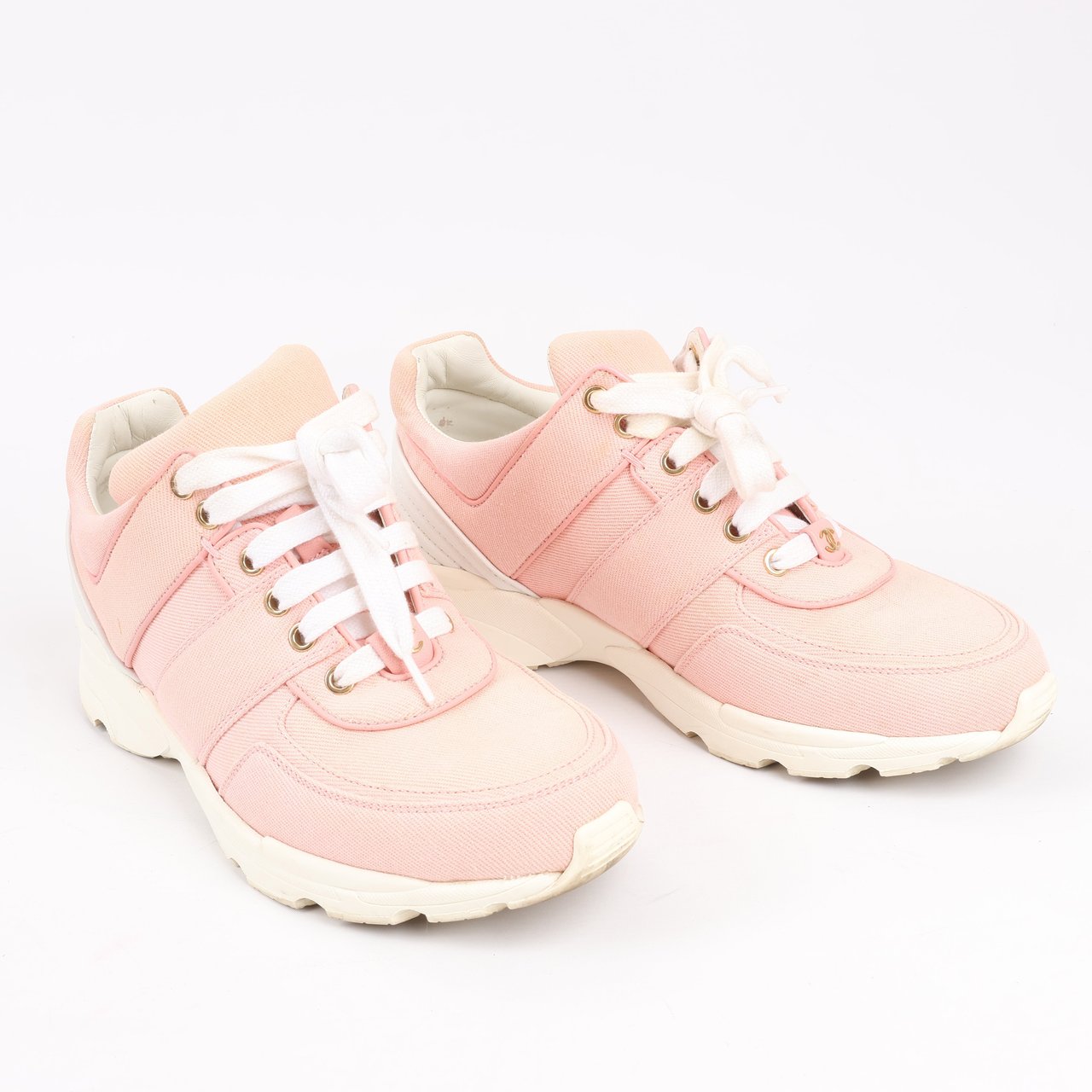Chanel CHANEL Pink Canvas And White Leather CC Lace Up Sneakers, Size 38.5 EU Roze