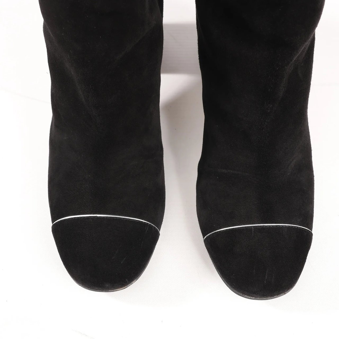 Chanel Chanel Coco Mark 16B Suede Long Boots in Black G32122, Size 39 EU Zwart