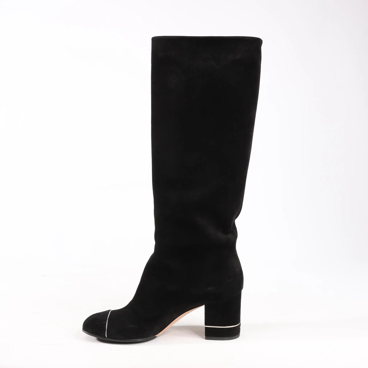 Chanel Chanel Coco Mark 16B Suede Long Boots in Black G32122, Size 39 EU Zwart