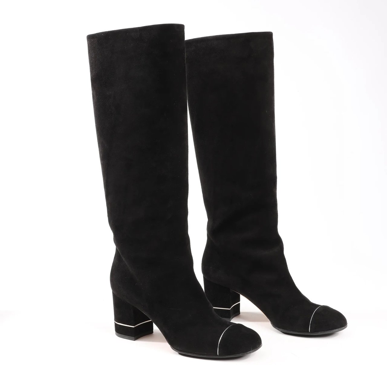 Chanel Chanel Coco Mark 16B Suede Long Boots in Black G32122, Size 39 EU Zwart