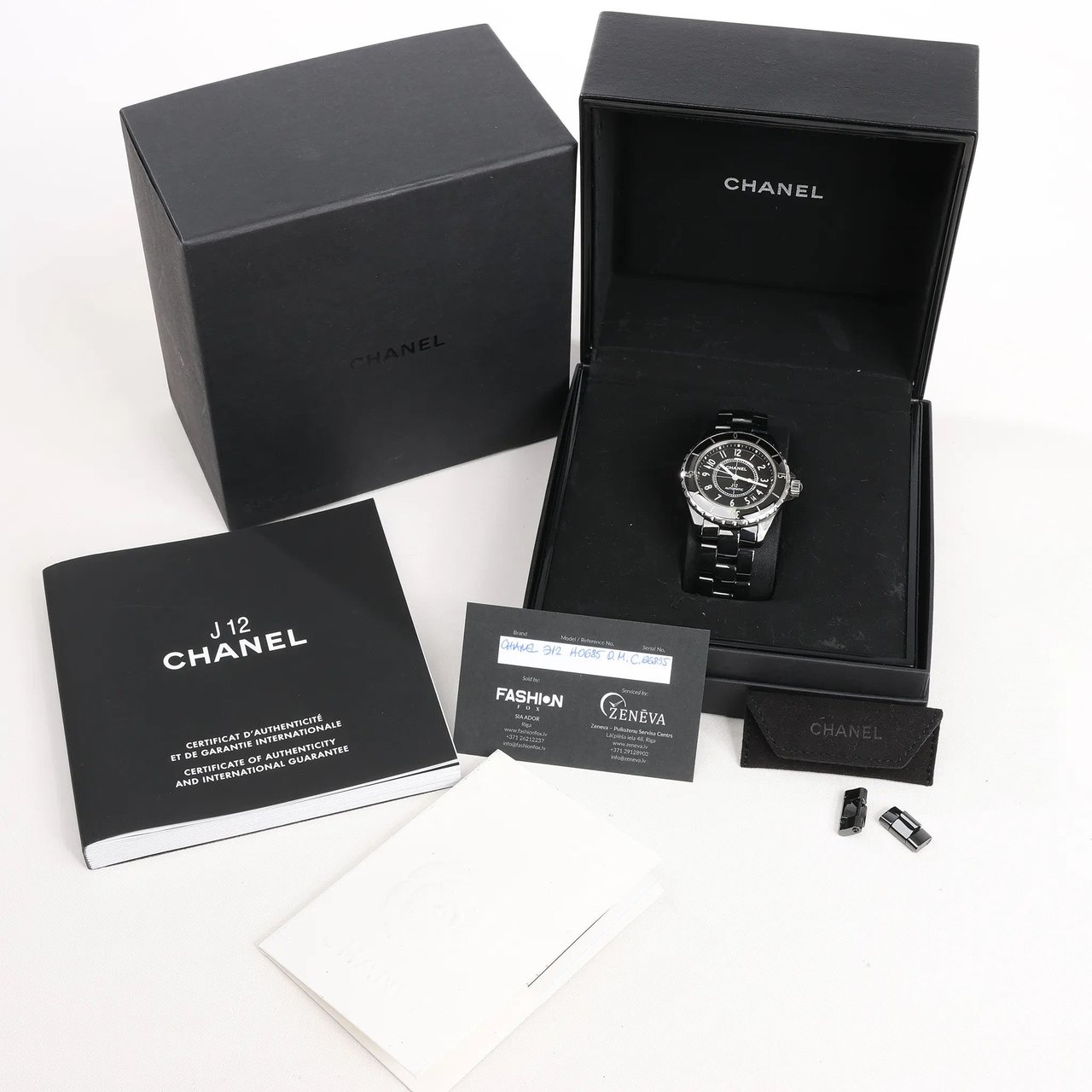 Chanel Chanel J12 H0685 CE×SS AT Watch with Black Dial Zwart