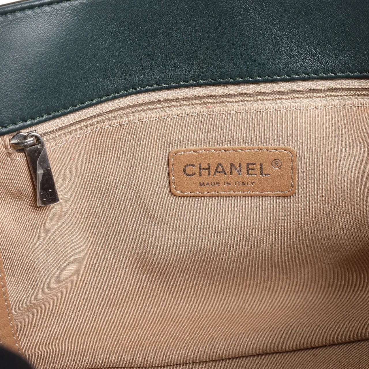 Chanel Chanel Reissue Accordion Quilted Leather Mix Shoulder Bag in Green Groen