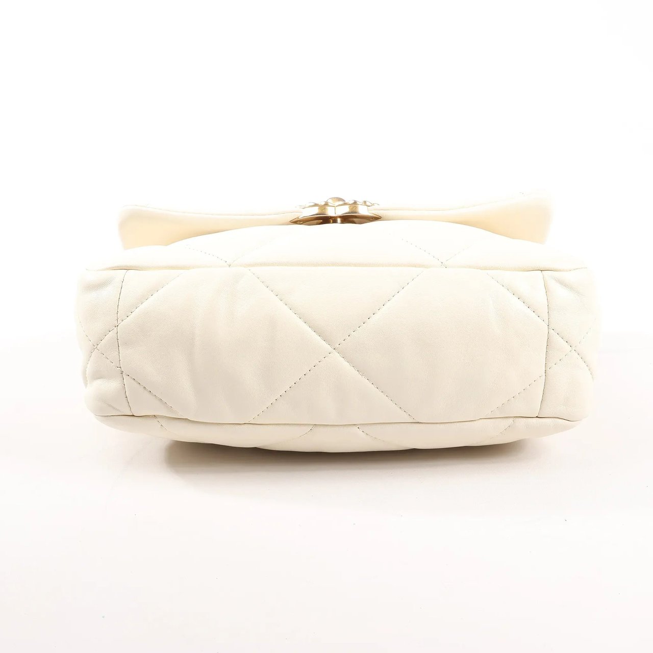 Chanel Chanel Chanel 19 Leather Quilted Chain 2Way Handbag in Ecru Beige