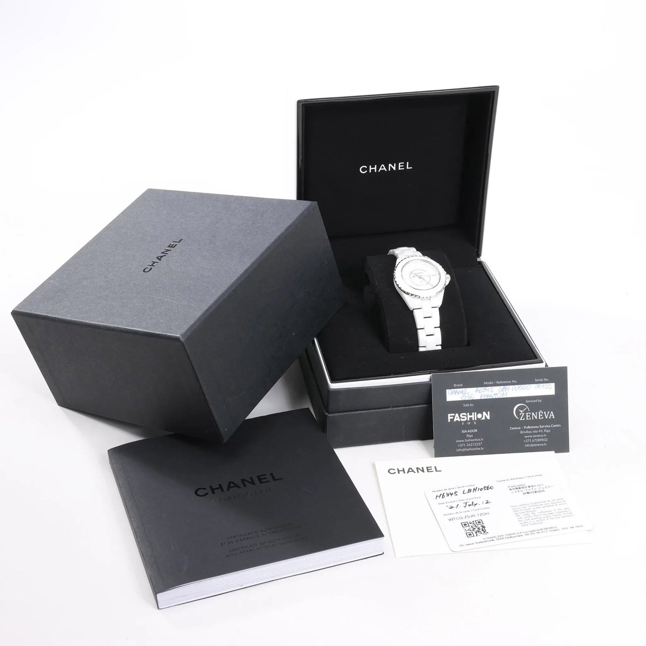 Chanel Chanel J12 Phantom H6345 LBH10560 CE×SS QZ White Dial Watch Divers