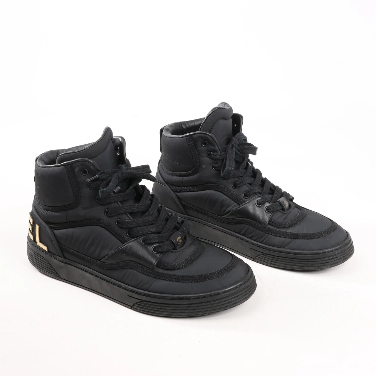 Chanel CHANEL Coco Mark Fabric High-top Sneakers in Black G35062, Size 38 EU Zwart