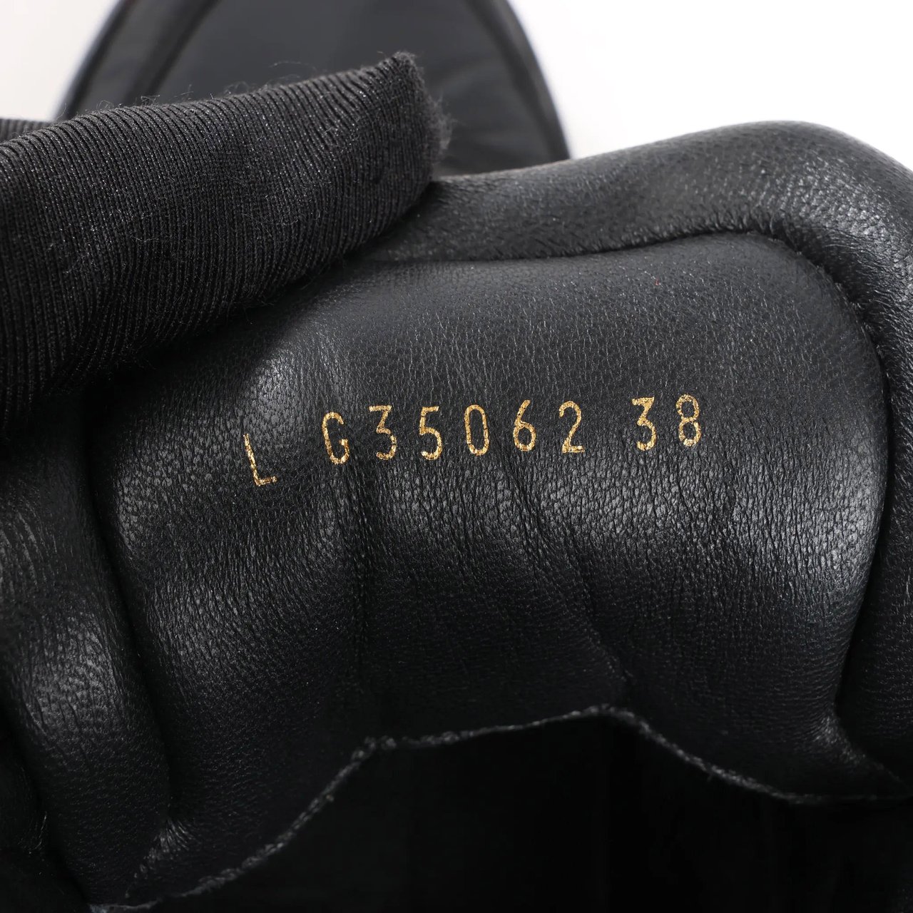 Chanel CHANEL Coco Mark Fabric High-top Sneakers in Black G35062, Size 38 EU Zwart