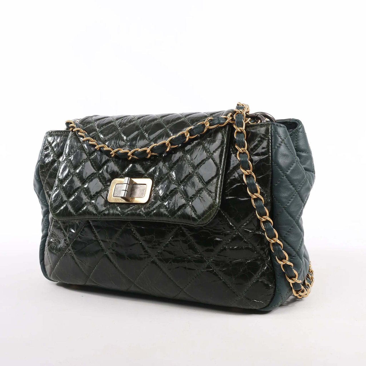 Chanel Chanel Reissue Accordion Quilted Leather Mix Shoulder Bag in Green Groen