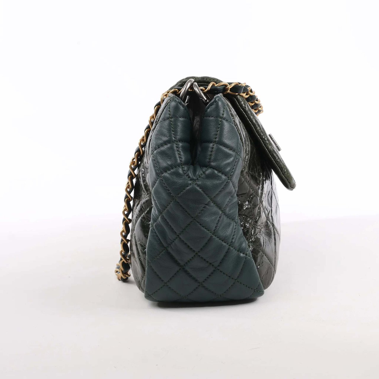 Chanel Chanel Reissue Accordion Quilted Leather Mix Shoulder Bag in Green Groen