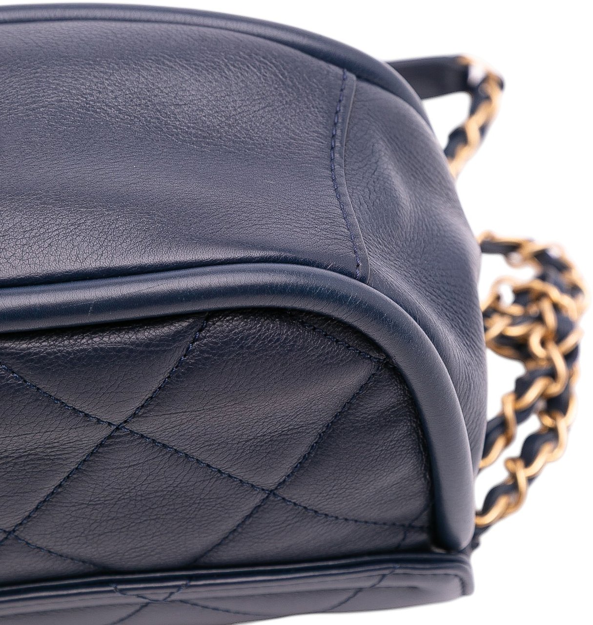 Chanel Mini CC Quilted Calfskin Round Moon Messenger Flap Blauw