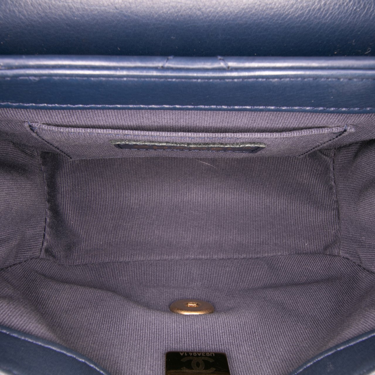 Chanel Mini CC Quilted Calfskin Round Moon Messenger Flap Blauw
