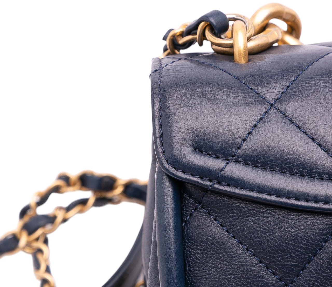 Chanel Mini CC Quilted Calfskin Round Moon Messenger Flap Blauw