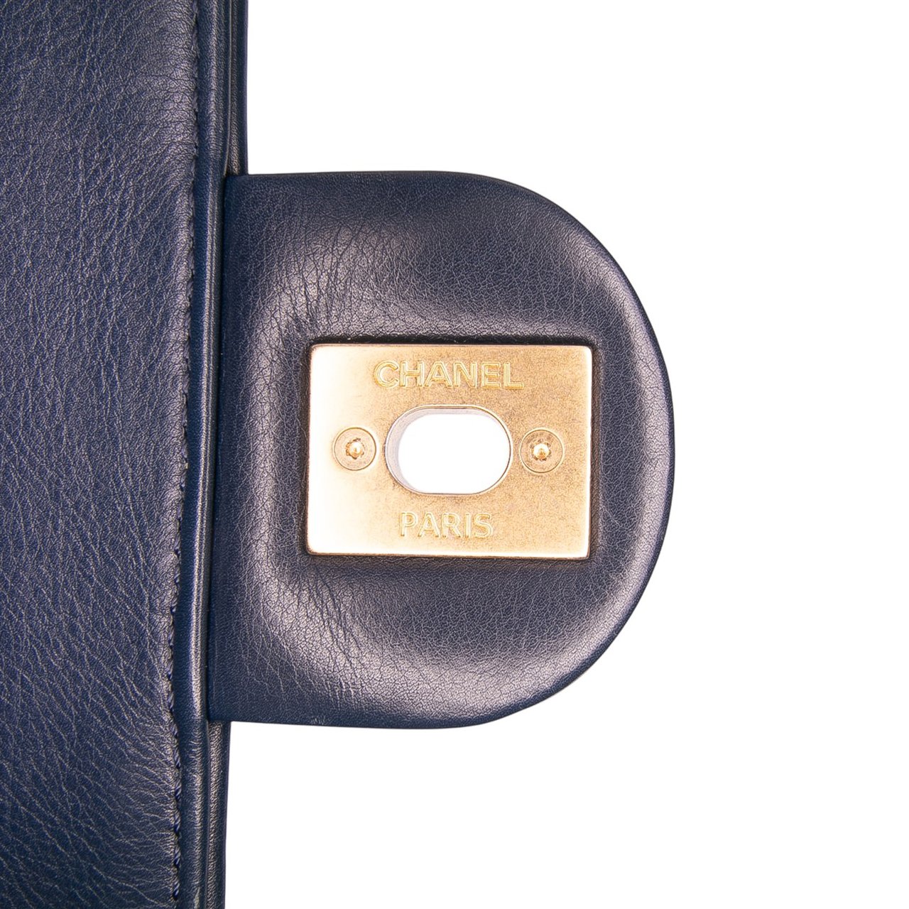 Chanel Mini CC Quilted Calfskin Round Moon Messenger Flap Blauw
