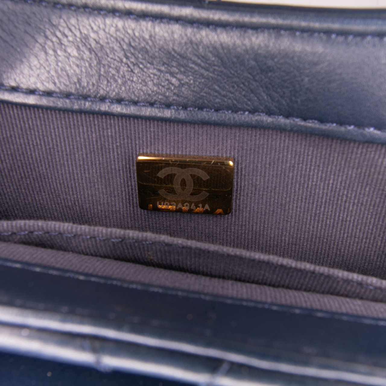 Chanel Mini CC Quilted Calfskin Round Moon Messenger Flap Blauw