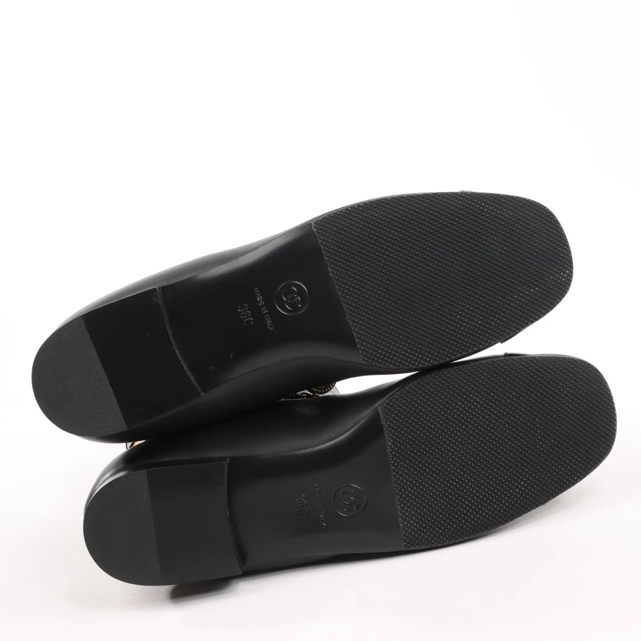 Chanel Chanel Coco Mark Camelia 17A Leather Ankle Boots in Black G32929, Size 36 EU Zwart