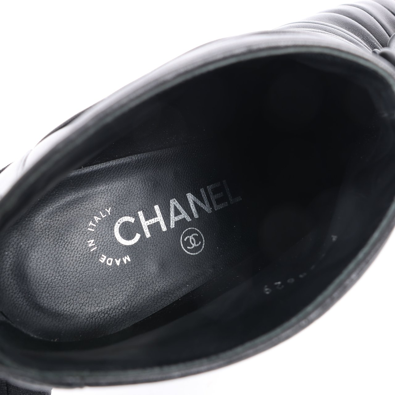 Chanel Chanel Coco Mark Camelia Leather Booties in Black G28629, Size 37.5 EU Zwart