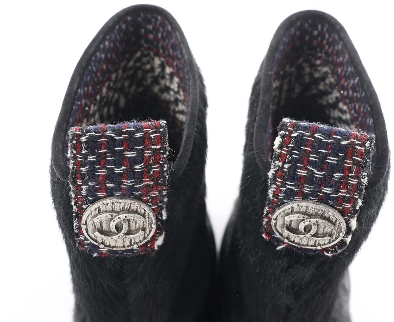 Chanel Chanel Coco Mark Cowhide Ankle Boots in Black G30120, Size 39C EU Zwart