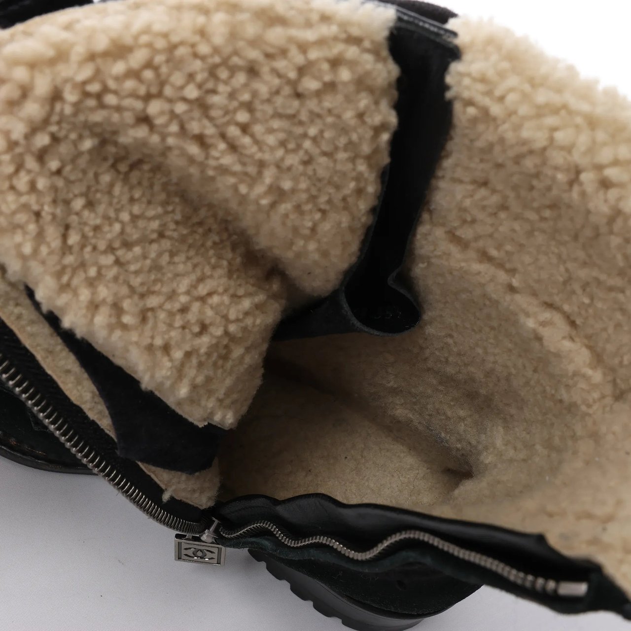 Chanel Chanel Sports Suede Leather Shearling Boots in Black G26245, Size 35.5 EU Zwart