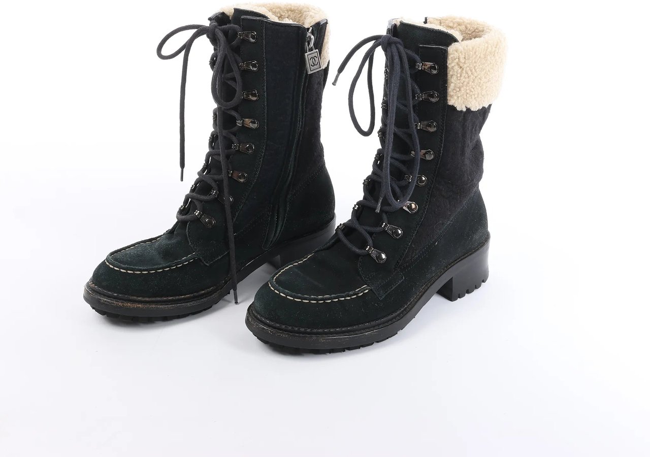 Chanel Chanel Sports Suede Leather Shearling Boots in Black G26245, Size 35.5 EU Zwart