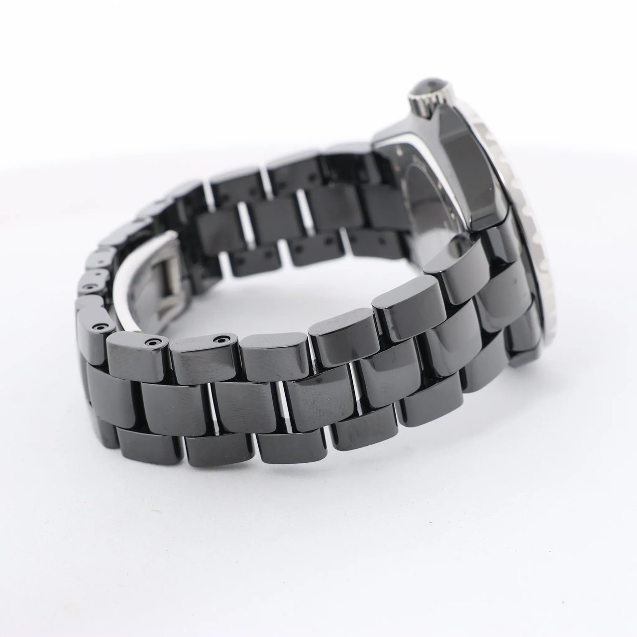 Chanel J12 H1635 I.G.21132 CE×SS AT Watch with Black Dial Zwart