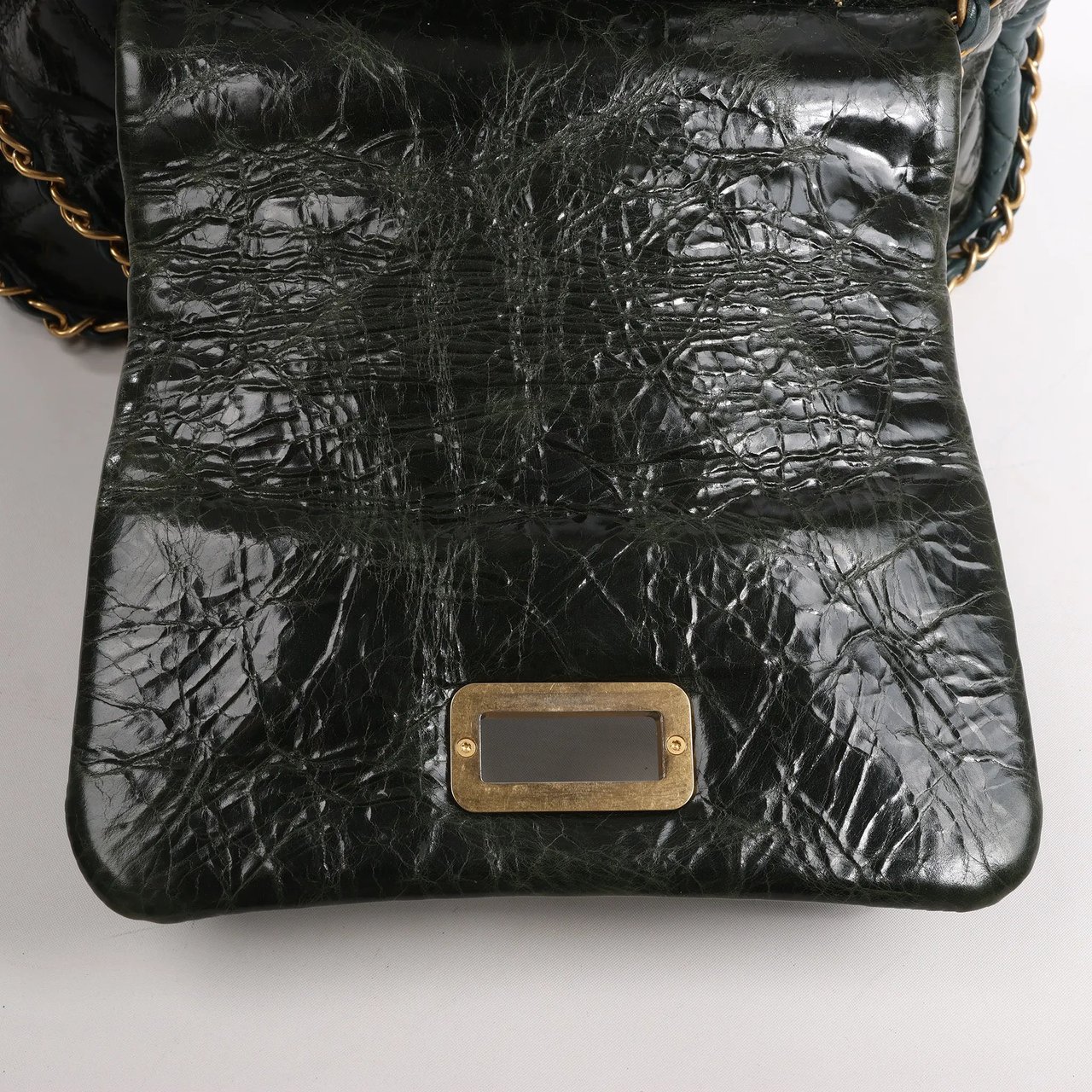 Chanel Reissue Accordion Quilted Leather Mix Shoulder Bag in Green Groen